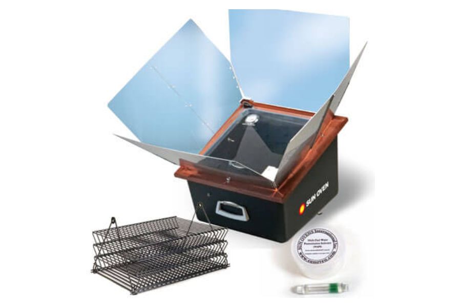 Sun Oven All American with Dehydrating Accessory Kit