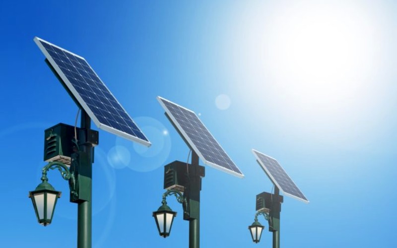 Install the Solar Light Away from Other Light Sources