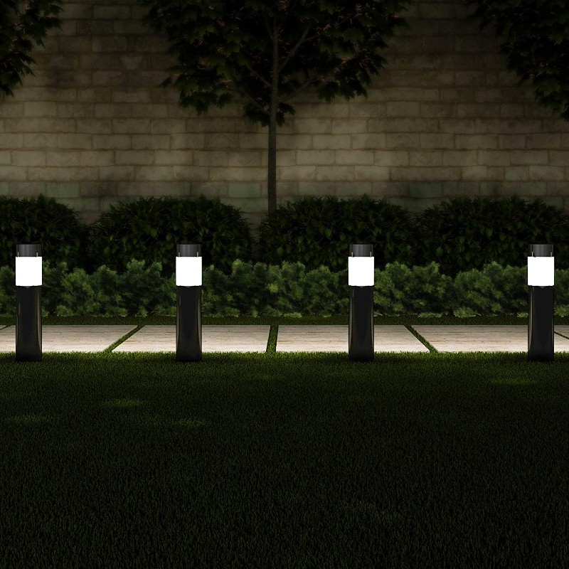 Bollard path lighting