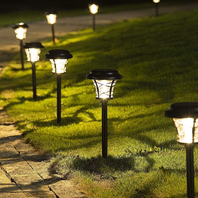 Spike-mounted solar path lanterns