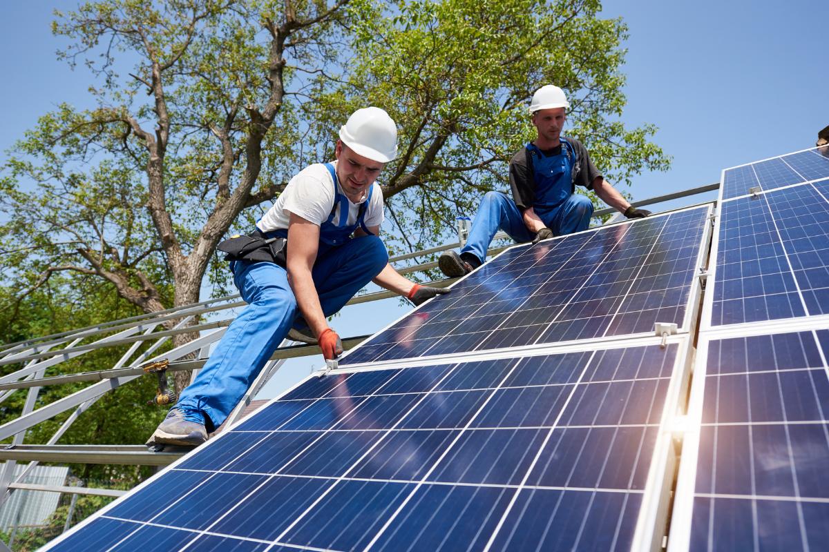 Level 2 Electrician: Integrating Solar Energy Solutions - Spheral Solar